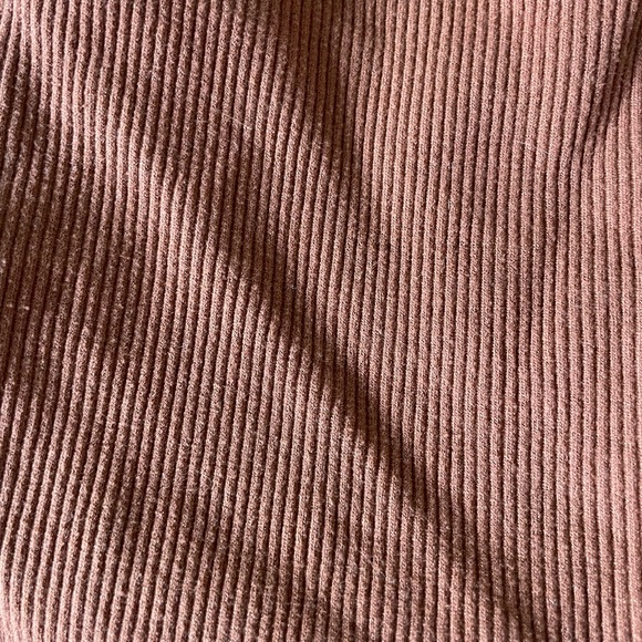 Out From Under for Urban Outfitters Twist- Back Ribbed Crop Top - size XS/S - Picture 2 of 6